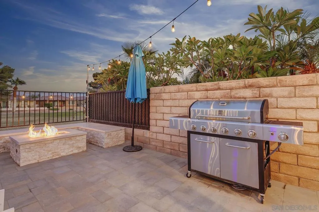 49398 Sherman Drive, Indio, California 92201 home-pic-6